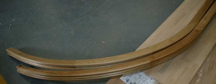 Pre jointed oak wreathed handrail